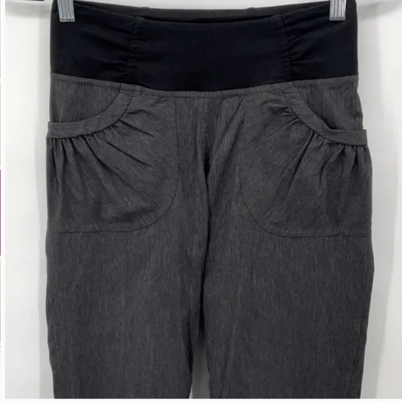 Prana Summit Capri (Size:  XS/Grey/Black) - Picture 3 of 7